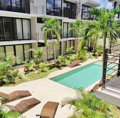 306 Amena 1br Penthouse W/ Gym & Private Pool/rooftop
